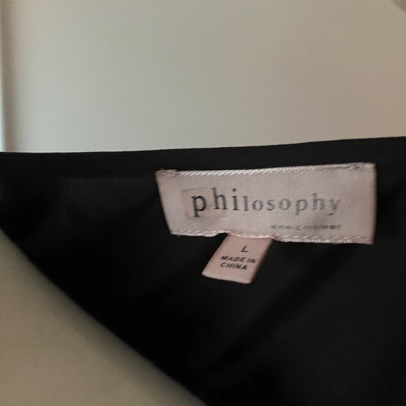 Black zipper top - Picture 4 of 4